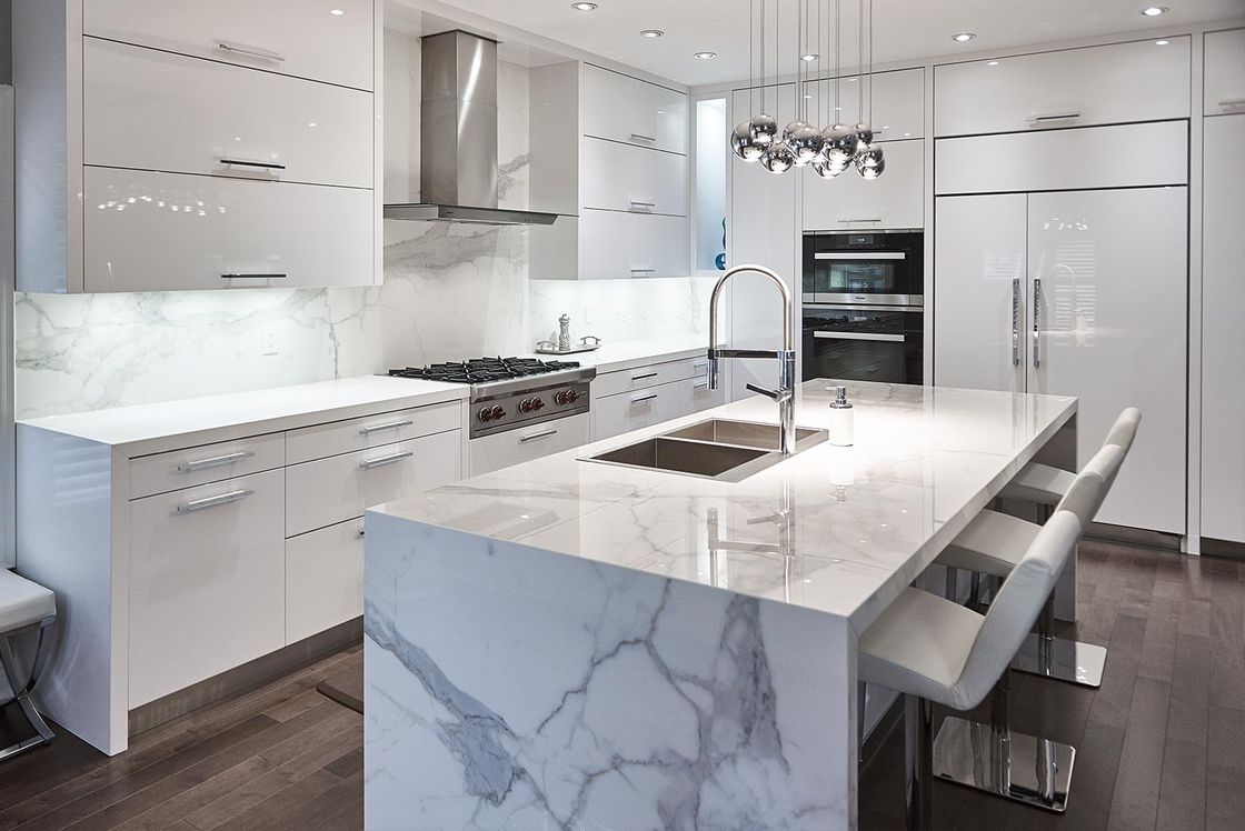 Ventaja duradera de diseño moderno gabinetes de cocina con estilo a prueba de agua a prueba de fuego