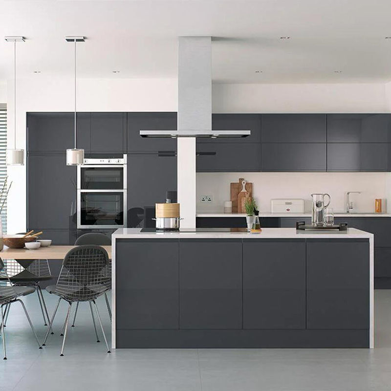 Armarios de cocina de color mate con chapa personalizada La combinación perfecta de estilo y función
