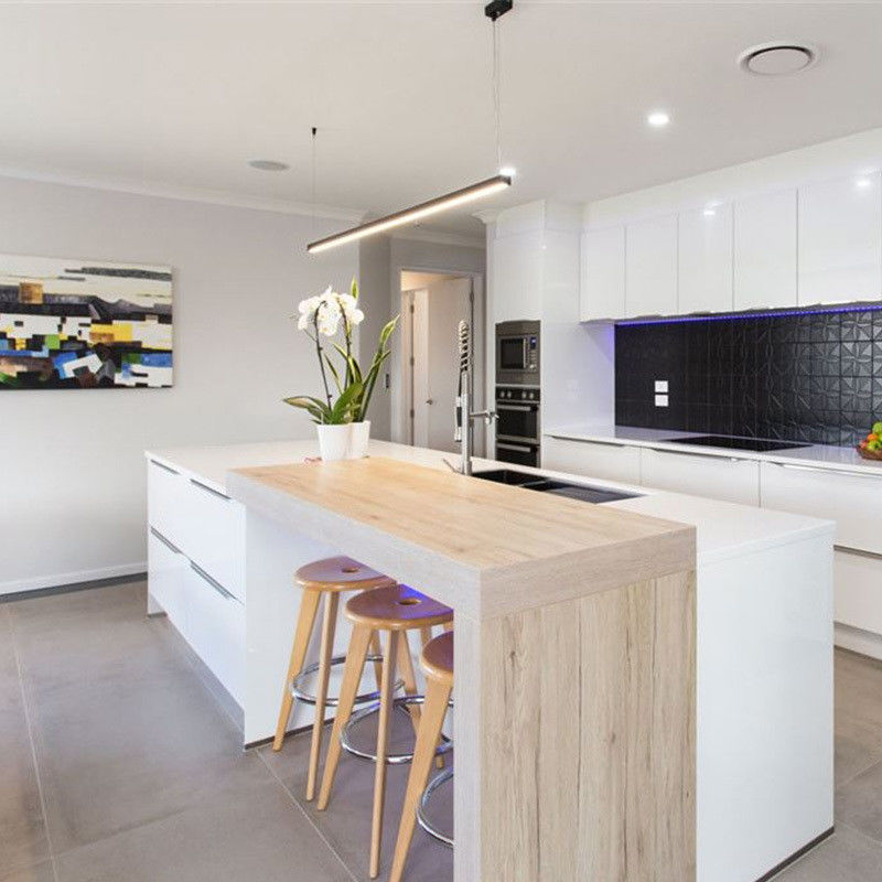 Fabricación perfecta Mercado de muebles italiano Armarios de cocina modulares con patada de pie