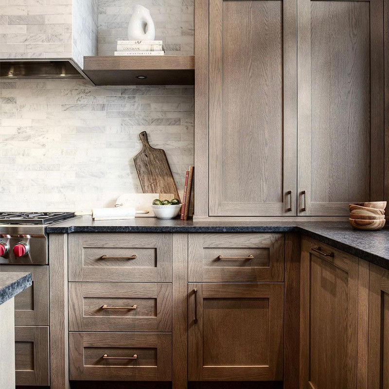 Armarios de cocina de madera maciza con bordes de encimera con bordes de escritorio y material de puerta MDF