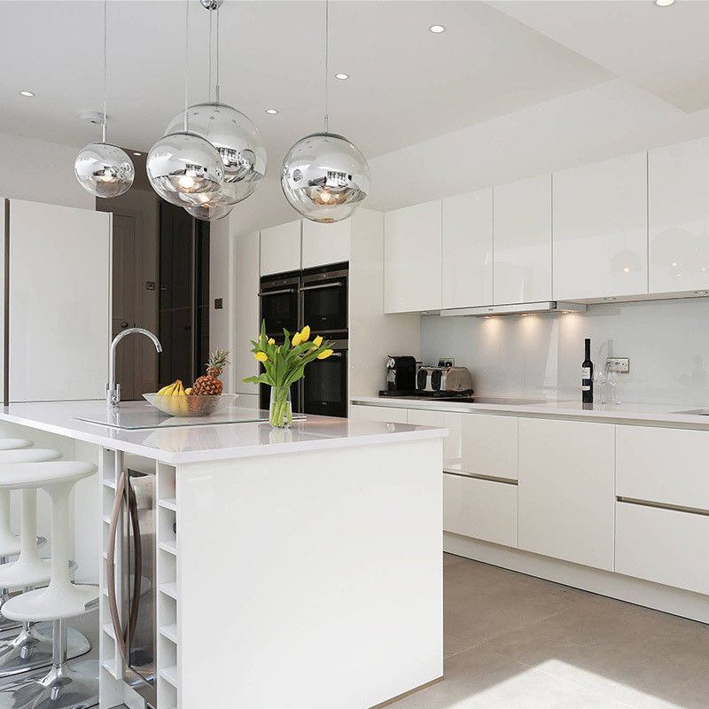 Muebles italianos ventajosos para villas y apartamentos
