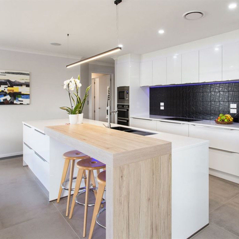 Muebles italianos ventajosos para villas y apartamentos