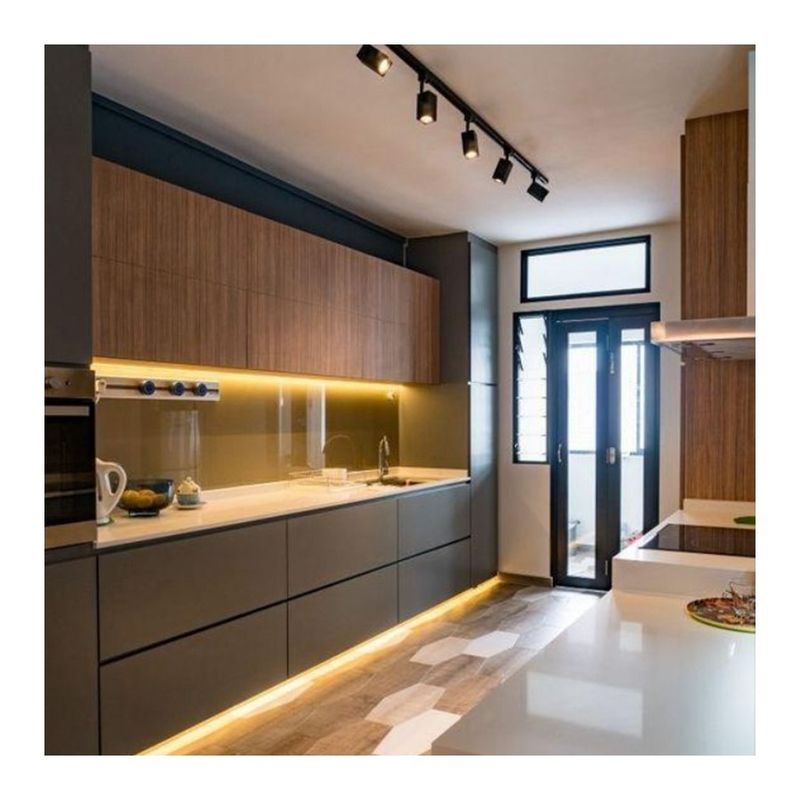 Armarios de cocina de madera inteligente impermeables en color de chapa personalizado para diseño moderno