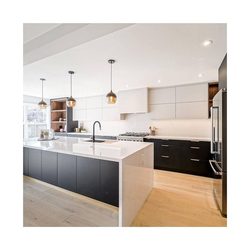 Gabinete de cocina modular de diseño moderno personalizado con puertas de acabado de madera sólida y laca