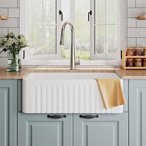 Armario de cocina de conjunto completo de Vietnam con material Mdf grabado en estilo de diseño moderno