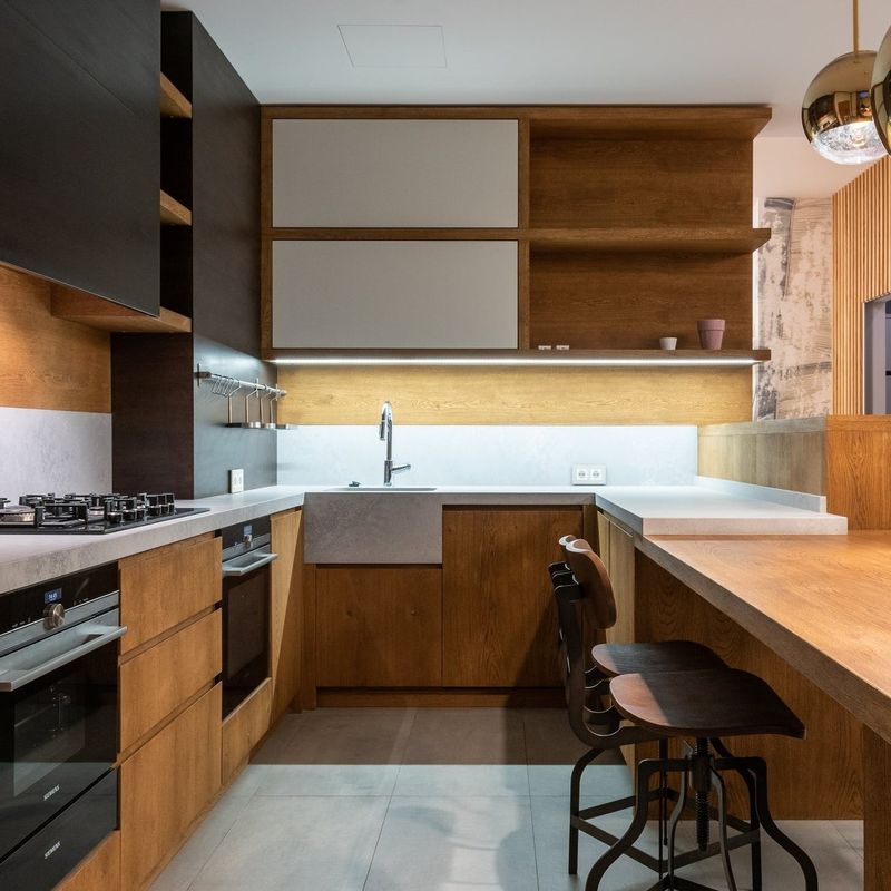 Armario de estilo moderno en forma de U pintura de laca armario de cocina con ventaja duradera
