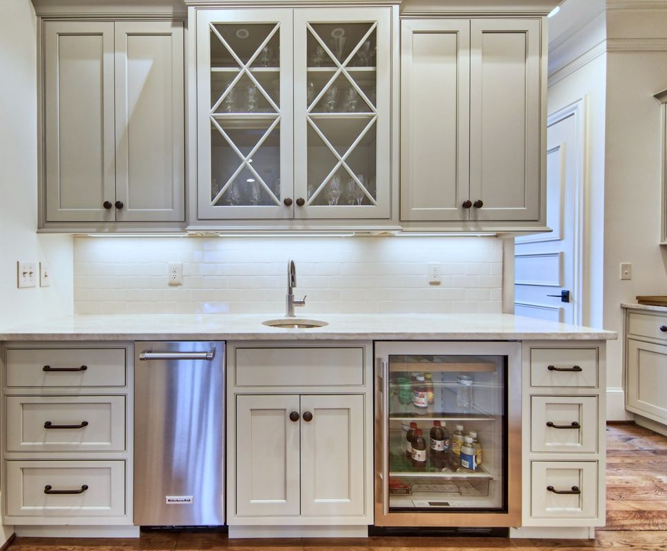 Transforma tus muebles de casa con lujosos paneles de estilo de madera