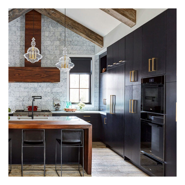 Gráfico de colores de Ral personalizado Negro acabado de laca Armoires de madera sólida modernos para apartamentos