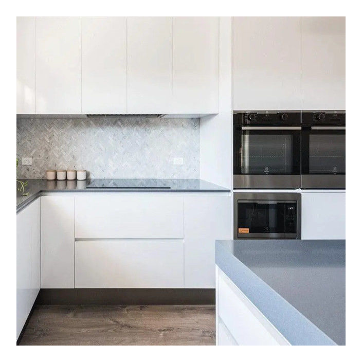 Cabinetes de madera sólida blancos brillantes Tipo de gabinete gabinetes de cocina modulares CAD / 3D libremente