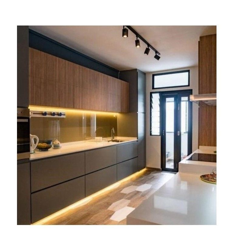Gabinete de cocina de cartón de melamina de diseño moderno con combinación de color de chapa personalizada