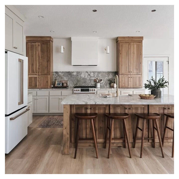Armoires de cocina de madera maciza para apartamentos hechos a medida