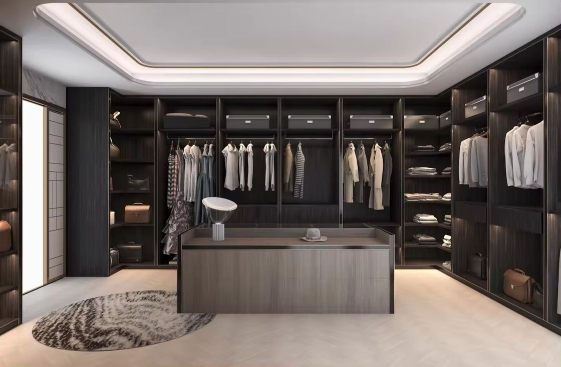Diseño moderno Cuadro de aluminio personalizado Puerta de vidrio MDF Armario con centro de isla