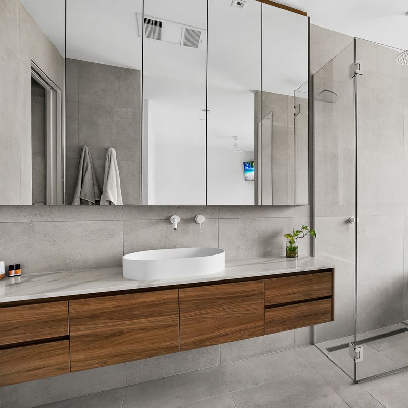 Puerta de madera maciza YALIG Modular Veneer de madera de fregadero único Baño de vanidad en diseño moderno