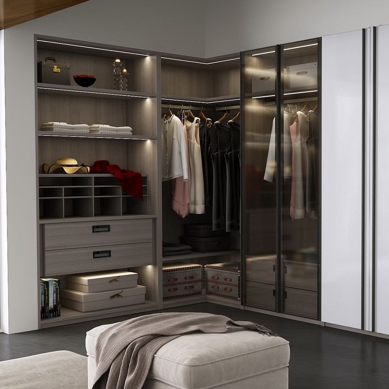 Embalaje de correo N Mesa de vestir de madera con 8 puertas correderas Armario de aluminio