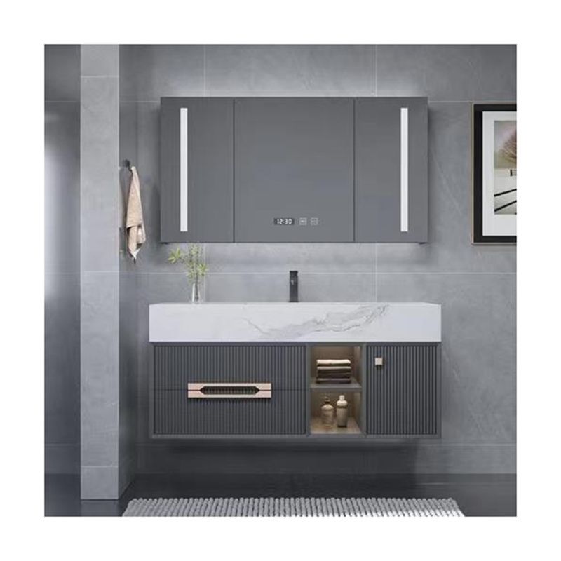 Agregue elegancia a su baño con un lavabo de lujo y un gabinete flotante