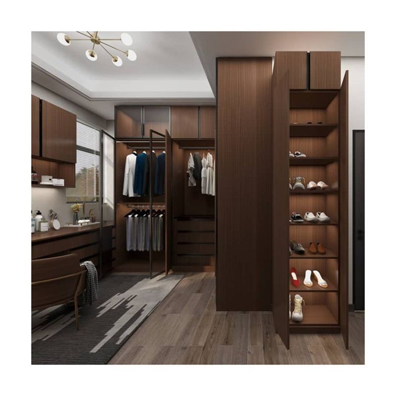 Grano de madera natural personalizado Larga tela abierta Camina en el armario con estilo moderno