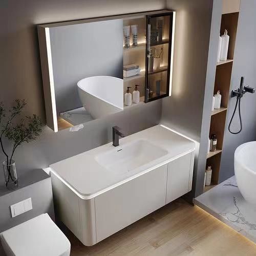 Cabinet de baño de lámpara de espejo minimalista sin marco YALIG montado en la pared para apartamentos