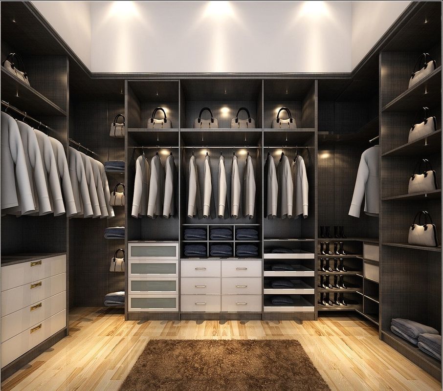Elegante armario abierto de madera para diseño de interiores y organización de armarios